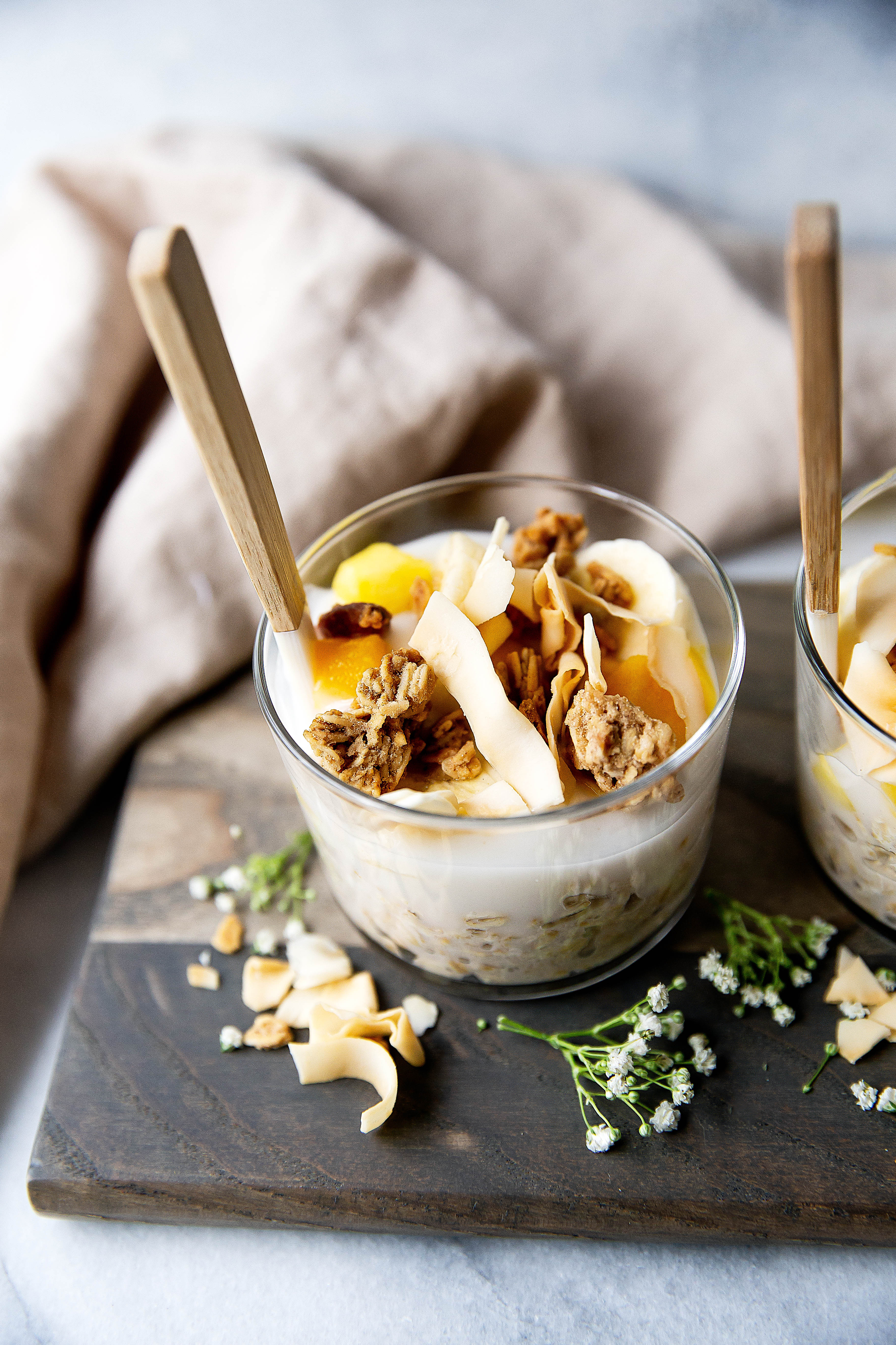 Mango Banana Overnight Oats With Toasted Coconut Chips - Food & Flair